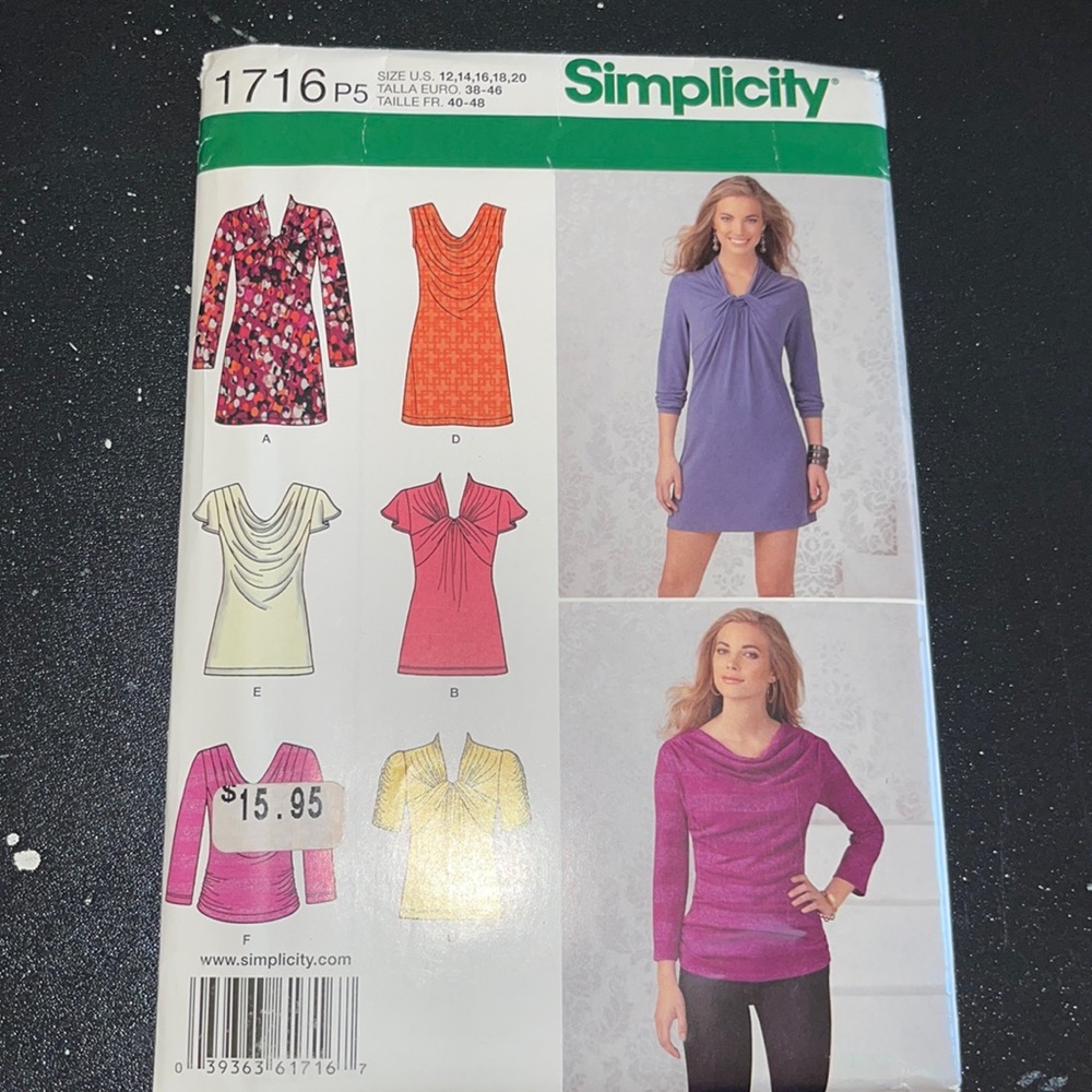 Simplicity - Misses Knit mini dress, tunic, and top. W/ front variations